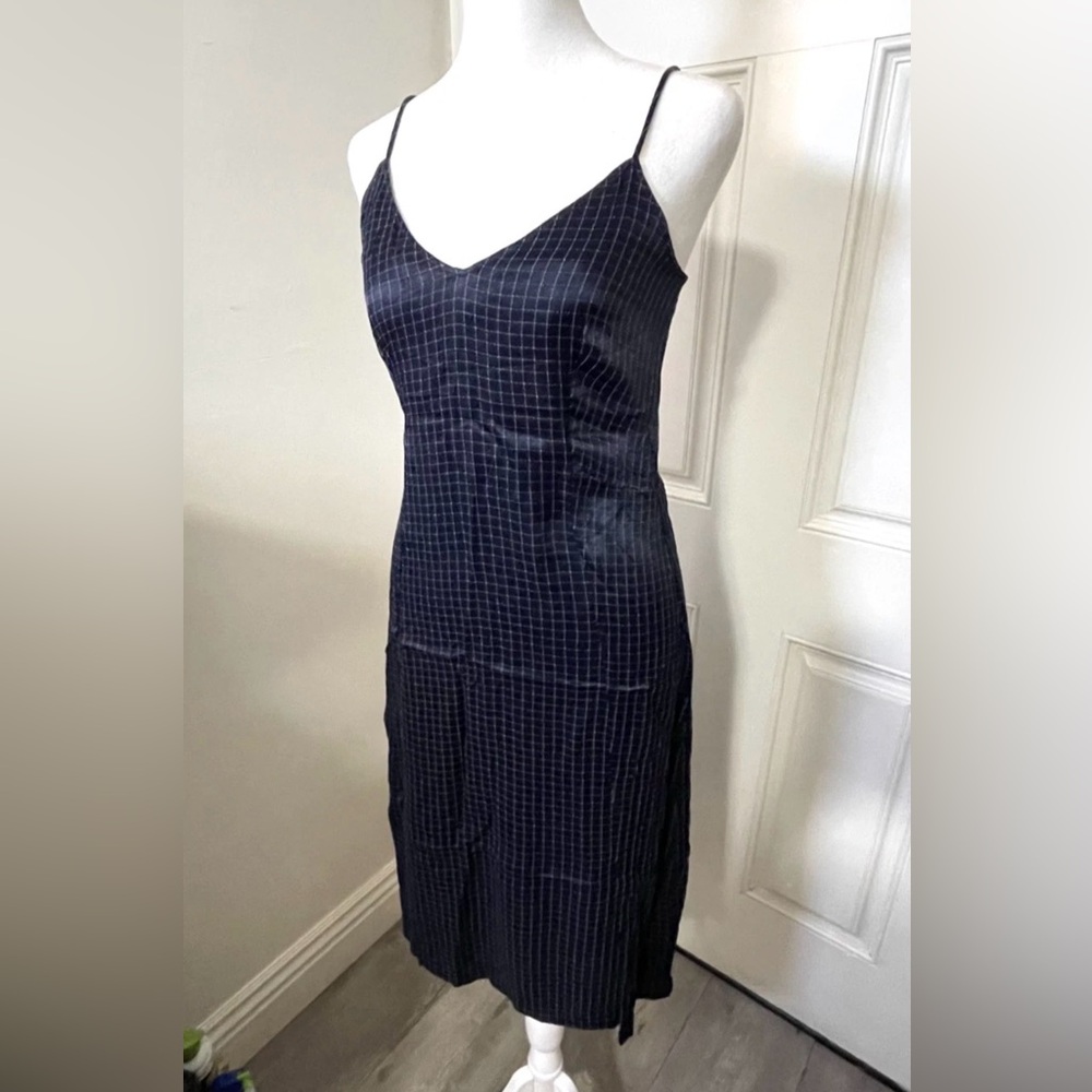 Zara V-Neck Sleeveless Navy Blue Viscose Midi Dress Size S